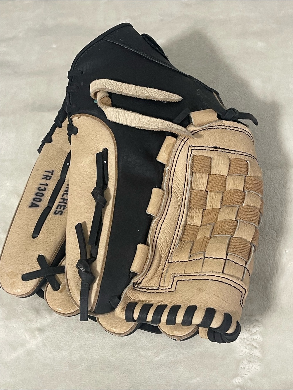 Adidas TR1300A Baseball Glove Mitt RHT Right Handed Throw 13" Tan Black Leather